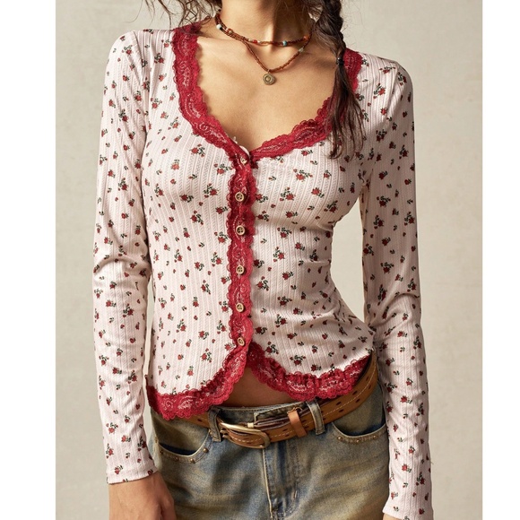 Boho Floral Print Lace Trim Ribbed Button Down Fitted Top - Picture 3 of 5